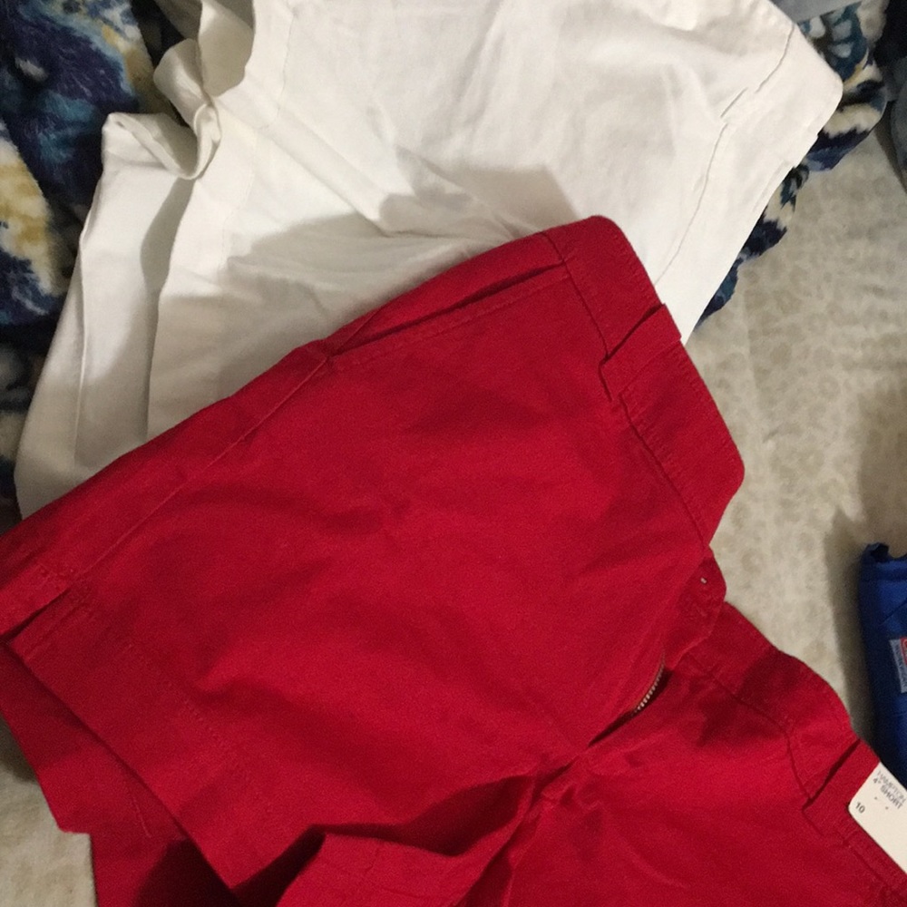 2 pairs of shorts